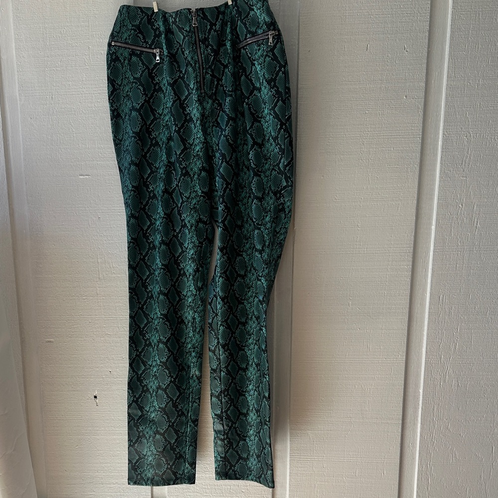 Tiger Mist Snake Print Faux Leather Pants Teal Black Statement  Pants - Picture 2 of 6